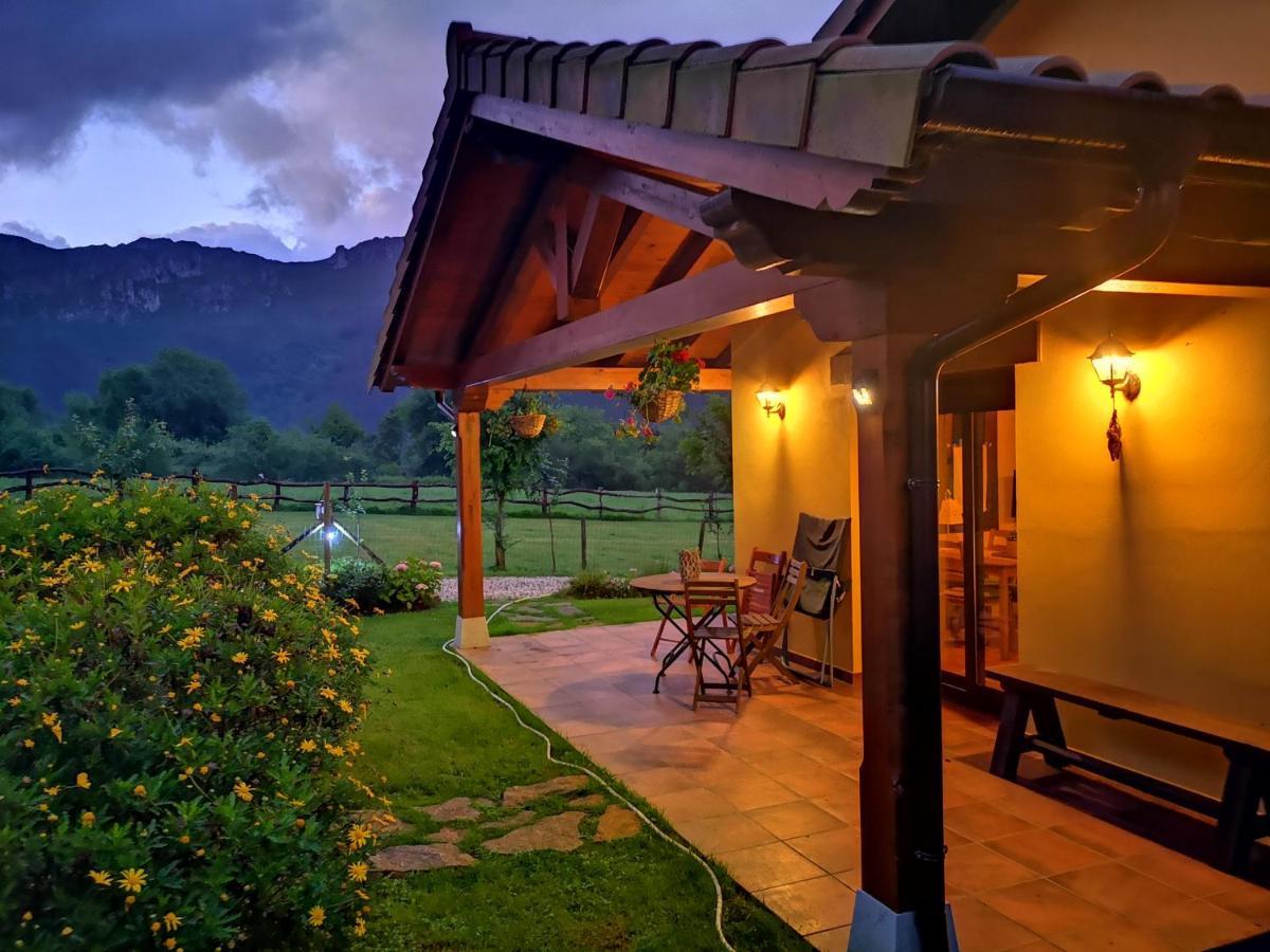 Casas Rurales Entrecastanos Onís Eksteriør billede