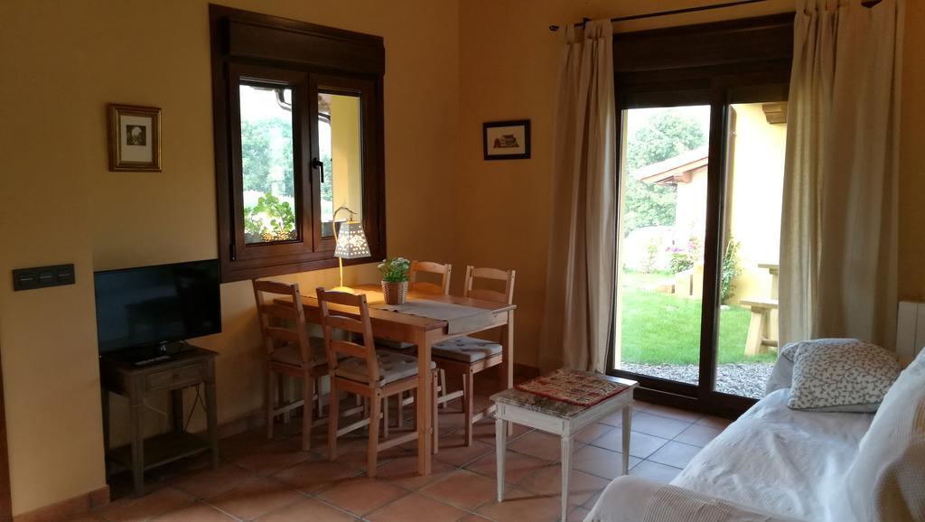 Casas Rurales Entrecastanos Onís Eksteriør billede