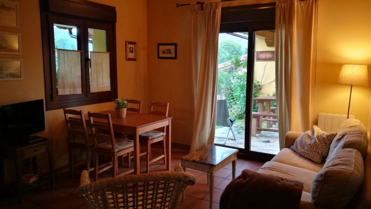 Casas Rurales Entrecastanos Onís Eksteriør billede