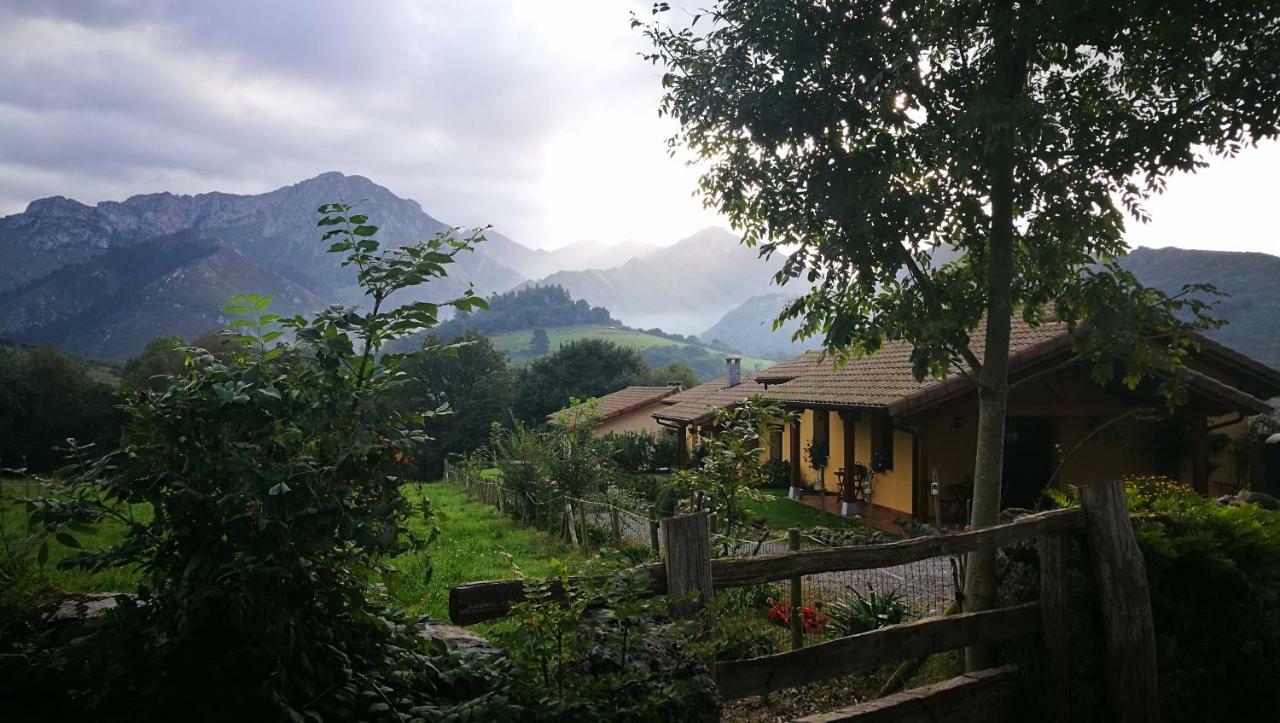 Casas Rurales Entrecastanos Onís Eksteriør billede