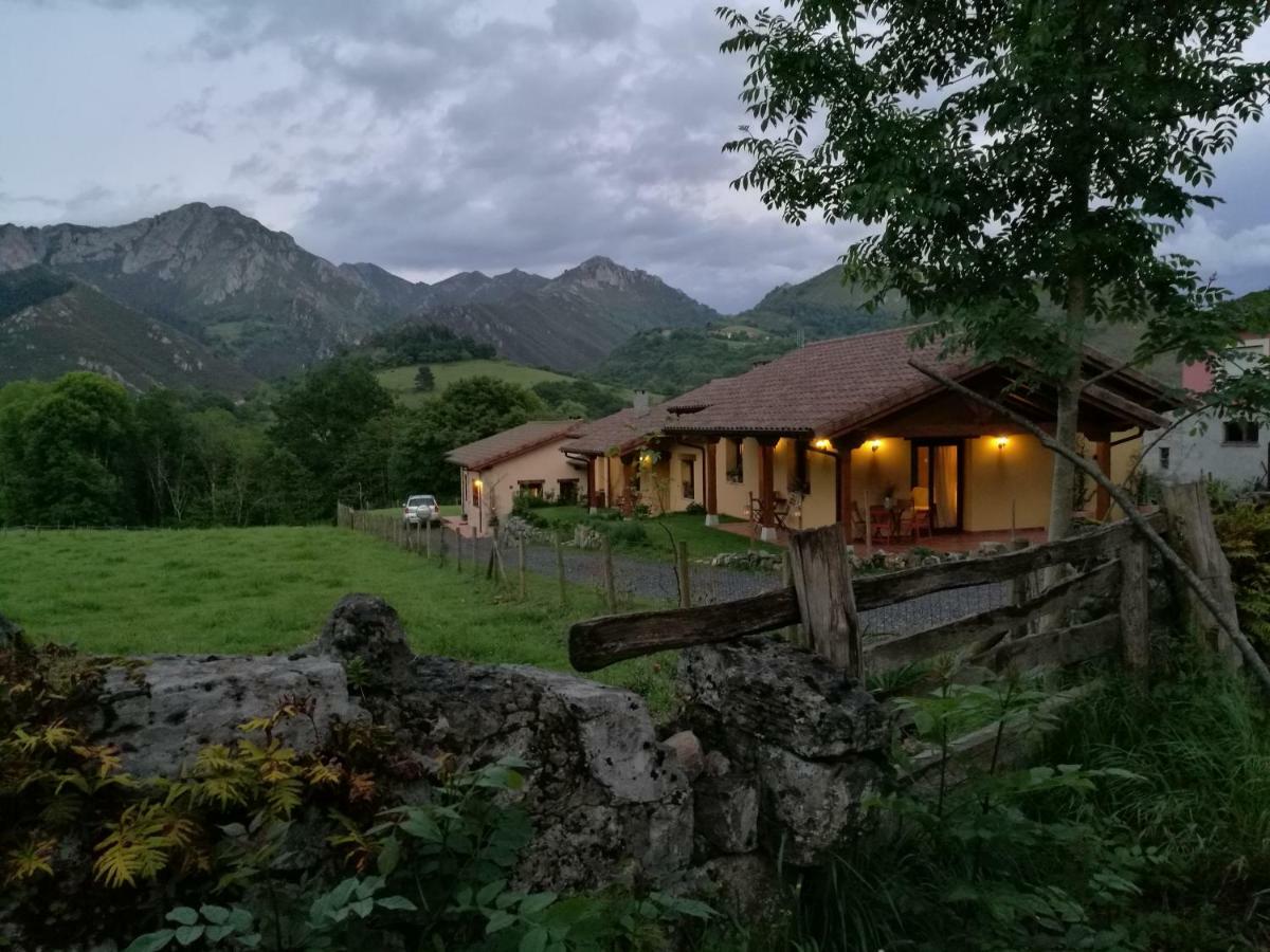 Casas Rurales Entrecastanos Onís Eksteriør billede
